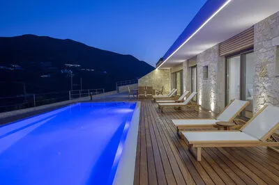 A Hidden Gem: Unique Cave Villa with High-End Amenities in Sivota (K)
