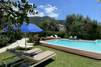 Stunning Poolside Retreat 1, Steps from Mikros Gialos Beach