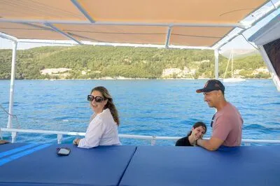 Private Wooden Boat Cruise in Lefkada – Explore the best spots!