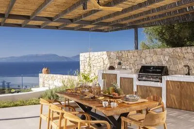 Chic contemporary brand new villa Cloud Nine w/t panoramic seaviews