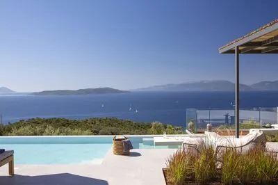 Chic contemporary brand new villa Cloud Nine w/t panoramic seaviews