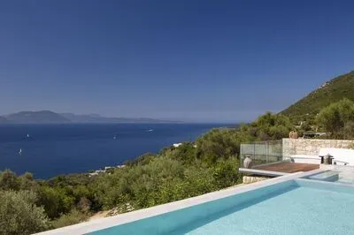 Chic contemporary brand new villa Cloud Nine w/t panoramic seaviews