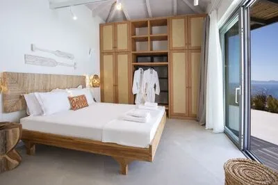 Chic contemporary brand new villa Cloud Nine w/t panoramic seaviews