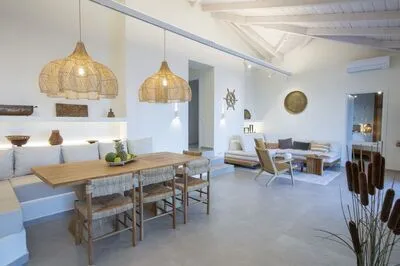 Chic contemporary brand new villa Cloud Nine w/t panoramic seaviews