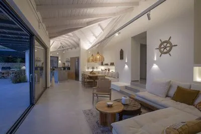 Chic contemporary brand new villa Cloud Nine w/t panoramic seaviews