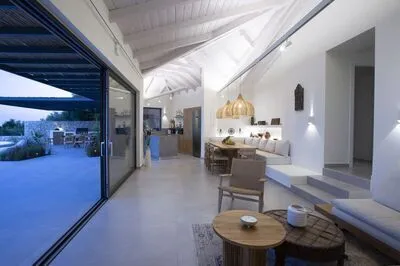 Chic contemporary brand new villa Cloud Nine w/t panoramic seaviews