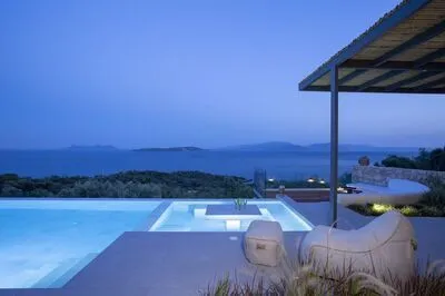 Chic contemporary brand new villa Cloud Nine w/t panoramic seaviews