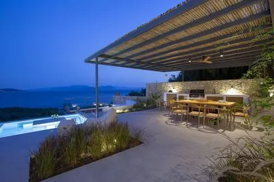 Chic contemporary brand new villa Cloud Nine w/t panoramic seaviews