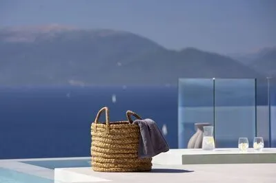 Chic contemporary brand new villa Cloud Nine w/t panoramic seaviews