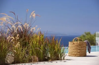 Chic contemporary brand new villa Cloud Nine w/t panoramic seaviews