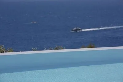 Chic contemporary brand new villa Cloud Nine w/t panoramic seaviews