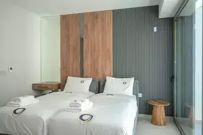 Blue Breeze brand new luxury villa with Infinity Pool & Stunning Sea View 