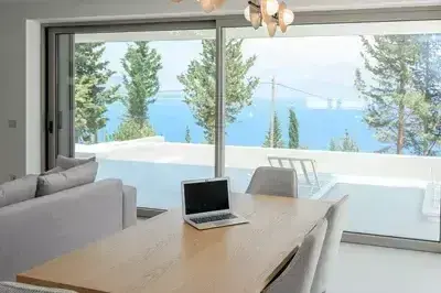 Luxury Villa Oasis – Private 14m Infinity Pool & High-End Luxury