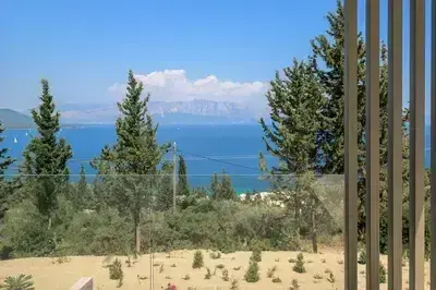 Luxury Villa Oasis – Private 14m Infinity Pool & High-End Luxury