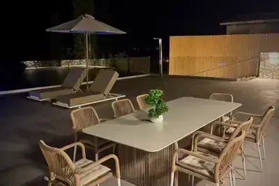 Luxury Villa Oasis – Private 14m Infinity Pool & High-End Luxury