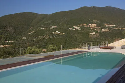 Luxury Villa with infinity Pool & Stunning Ionian Panorama (Θ)