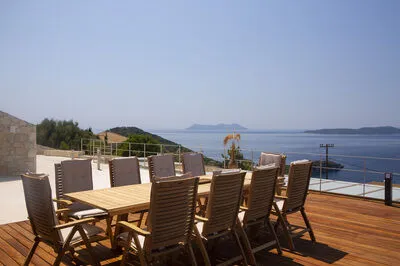 Luxury Villa with infinity Pool & Stunning Ionian Panorama (Θ)