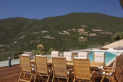Luxury Villa with infinity Pool & Stunning Ionian Panorama (Θ)