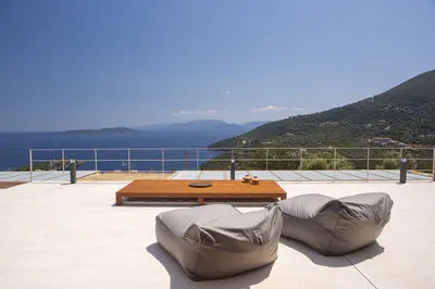 Luxury Villa with infinity Pool & Stunning Ionian Panorama (Θ)