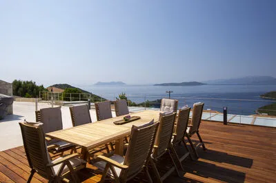 Luxury Villa with infinity Pool & Stunning Ionian Panorama (Θ)