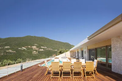 Luxury Villa with infinity Pool & Stunning Ionian Panorama (Θ)