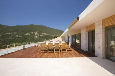 Luxury Villa with infinity Pool & Stunning Ionian Panorama (Θ)
