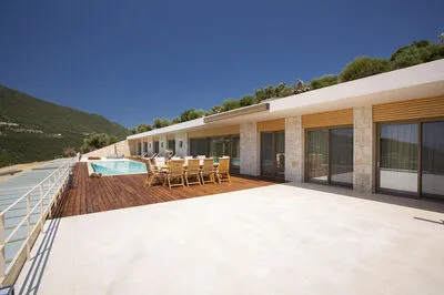 Luxury Villa with infinity Pool & Stunning Ionian Panorama (Θ)