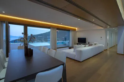 Luxury Villa with infinity Pool & Stunning Ionian Panorama (Θ)