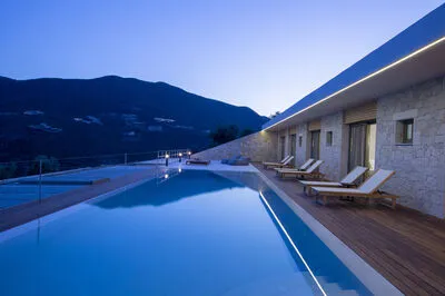 Luxury Villa with infinity Pool & Stunning Ionian Panorama (Θ)