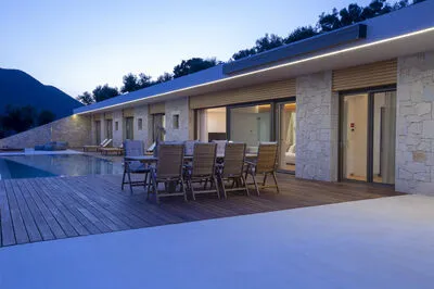 Luxury Villa with infinity Pool & Stunning Ionian Panorama (Θ)