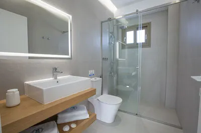 Luxury Cave Villa for 12 with Infinity Pool & Ionian Views (Δ)