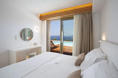Luxury Cave Villa for 12 with Infinity Pool & Ionian Views (Δ)