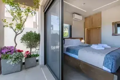 Modern Apartment 6 with Sea view