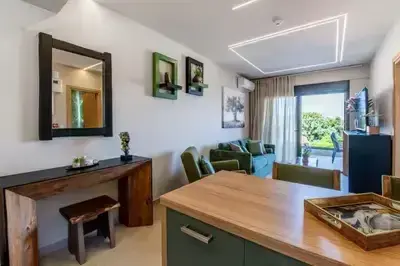 Modern Apartment 6 with Sea view