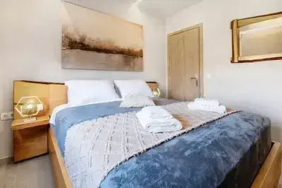 Modern two level Suite 5 with Sea view