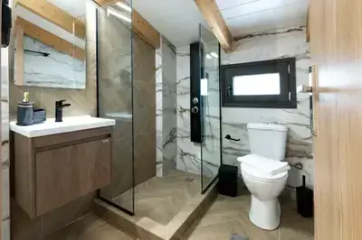 Modern two level Suite 5 with Sea view
