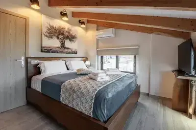 Modern two level Suite 5 with Sea view