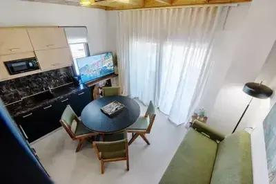 Modern two level Suite 5 with Sea view