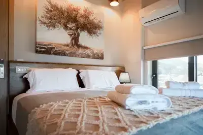 Modern two level Suite 5 with Sea view