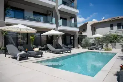 Luxury Studio in Nikiana with pool view