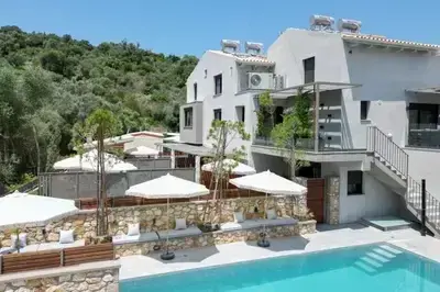 Two Level stylish Suite No1 in Meganisi
