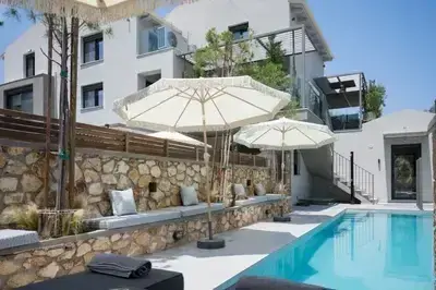 Two Level stylish Suite No1 in Meganisi