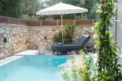 A Chic Two-Level Suite 2 in the Heart of Meganisi