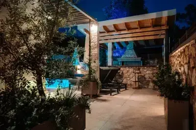 Elegant Two-Level Suite 4 with Contemporary Comfort in Meganisi