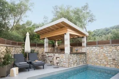 Luxury 5-Bedroom Villa in Meganisi with Pool & Jacuzzi
