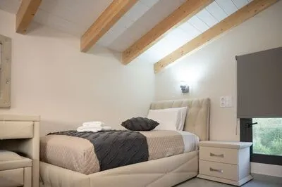 Luxury 5-Bedroom Villa in Meganisi with Pool & Jacuzzi