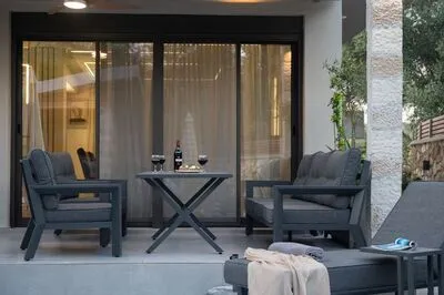 Luxury 5-Bedroom Villa in Meganisi with Pool & Jacuzzi