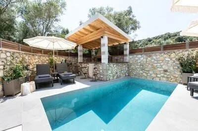 Luxury 5-Bedroom Villa in Meganisi with Pool & Jacuzzi