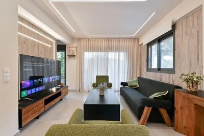 Luxury 5-Bedroom Villa in Meganisi with Pool & Jacuzzi