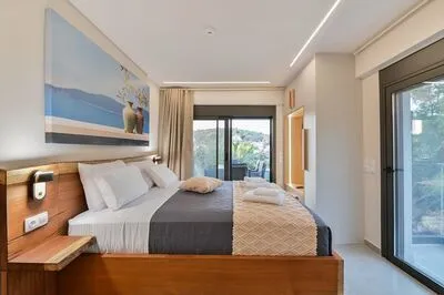 Luxury 5-Bedroom Villa in Meganisi with Pool & Jacuzzi